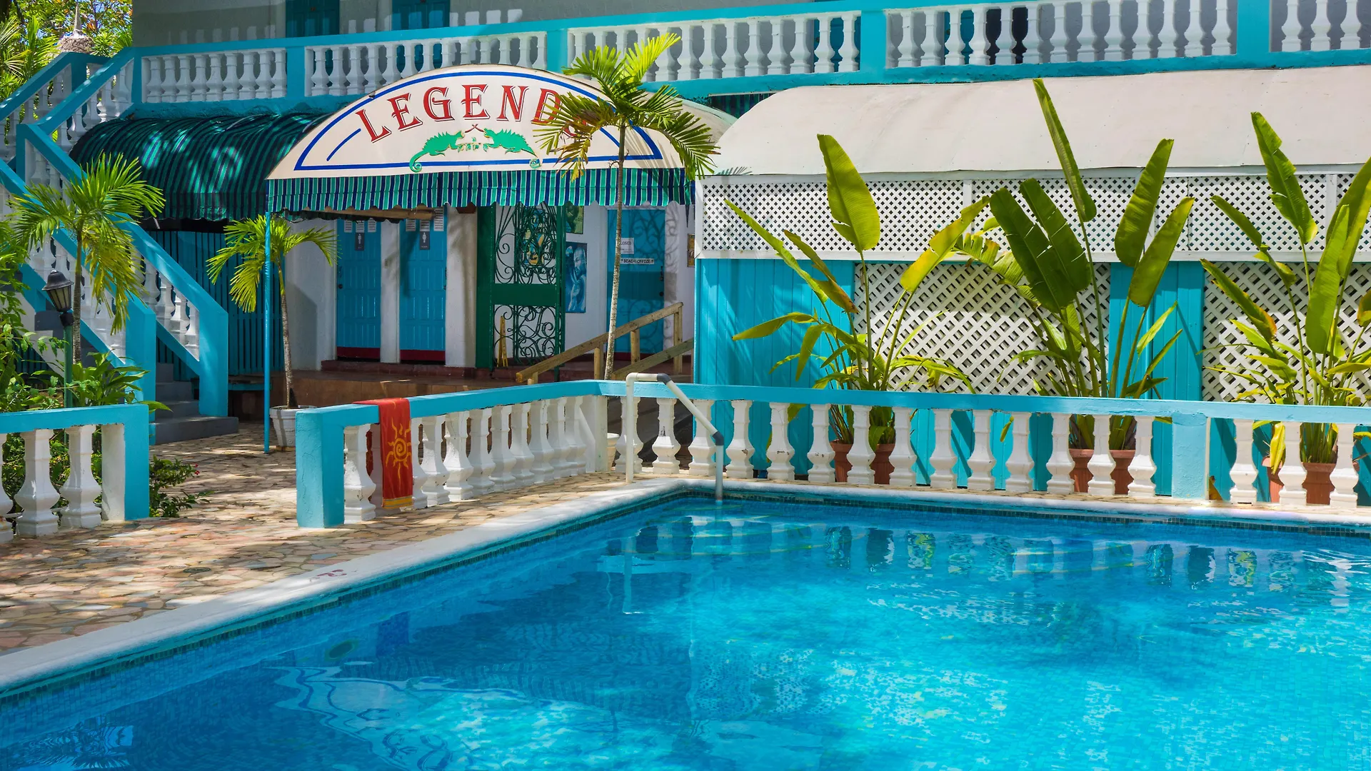 Hotel Legends Beach Resort Negril